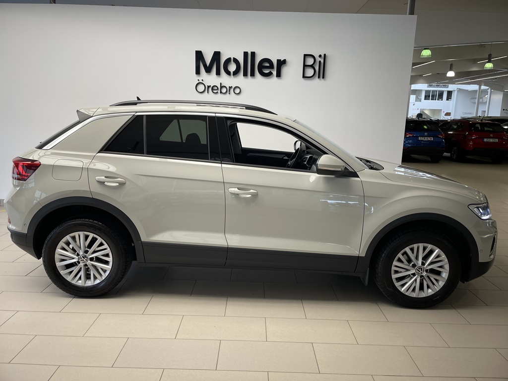 Volkswagen T-Roc UKG26A