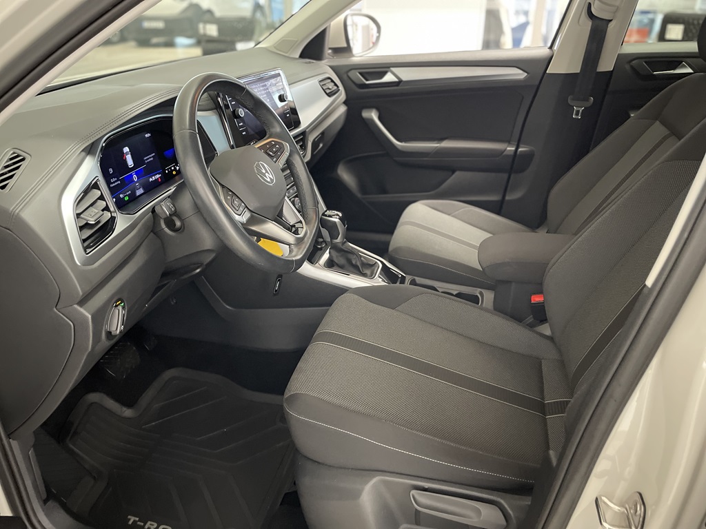 Volkswagen T-Roc UKG26A