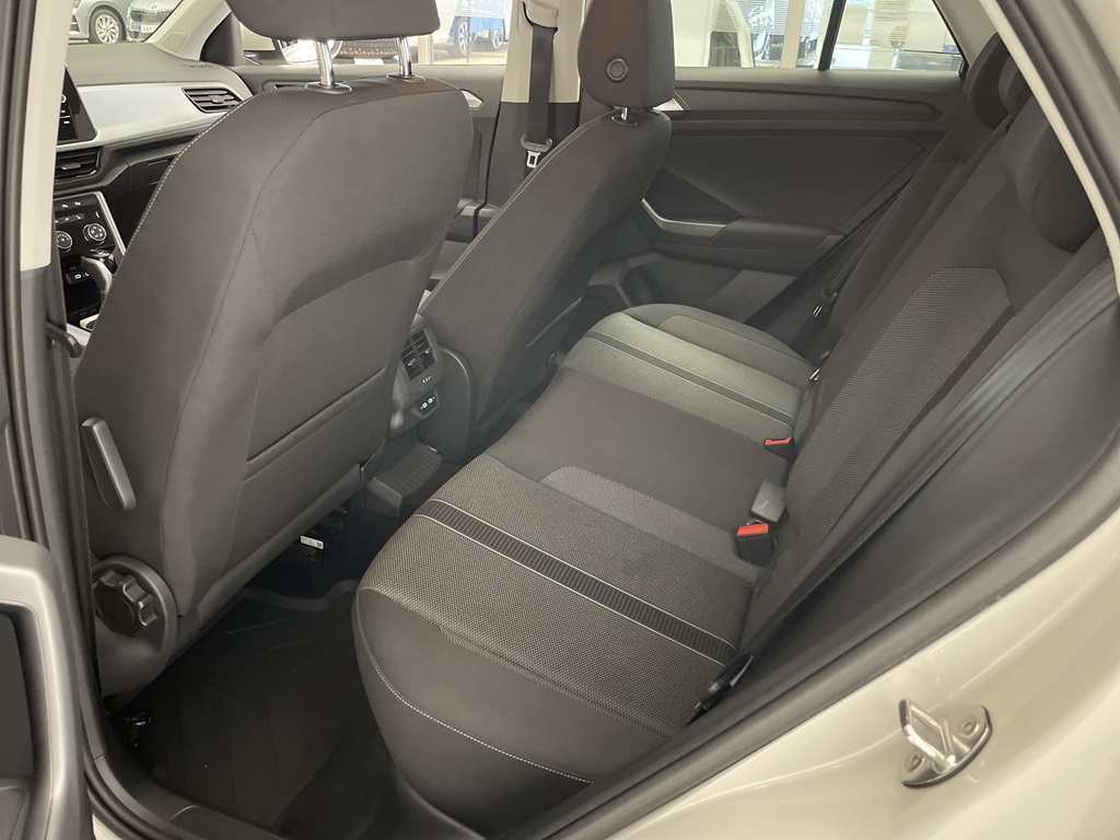 Volkswagen T-Roc UKG26A