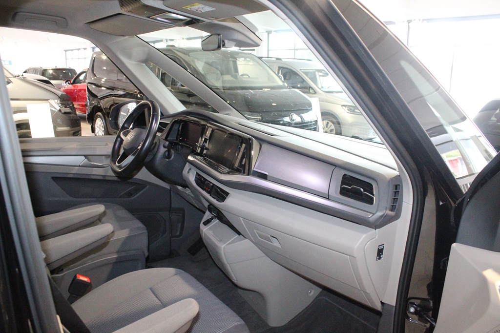 Volkswagen Multivan ULF62T