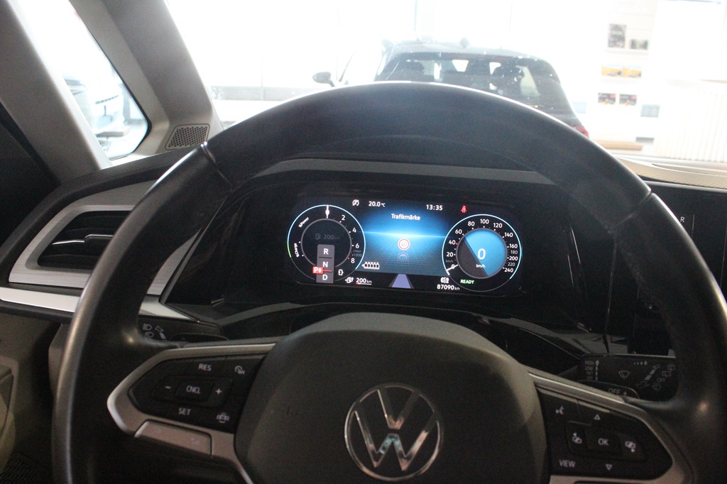 Volkswagen Multivan ULF62T