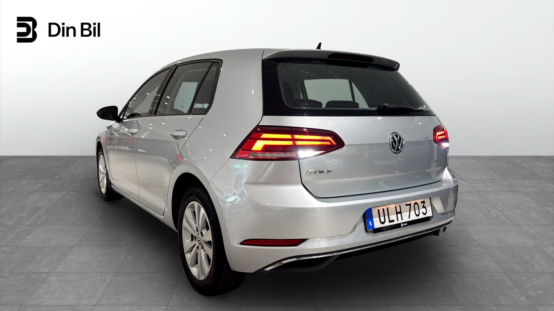 Volkswagen Golf ULH703
