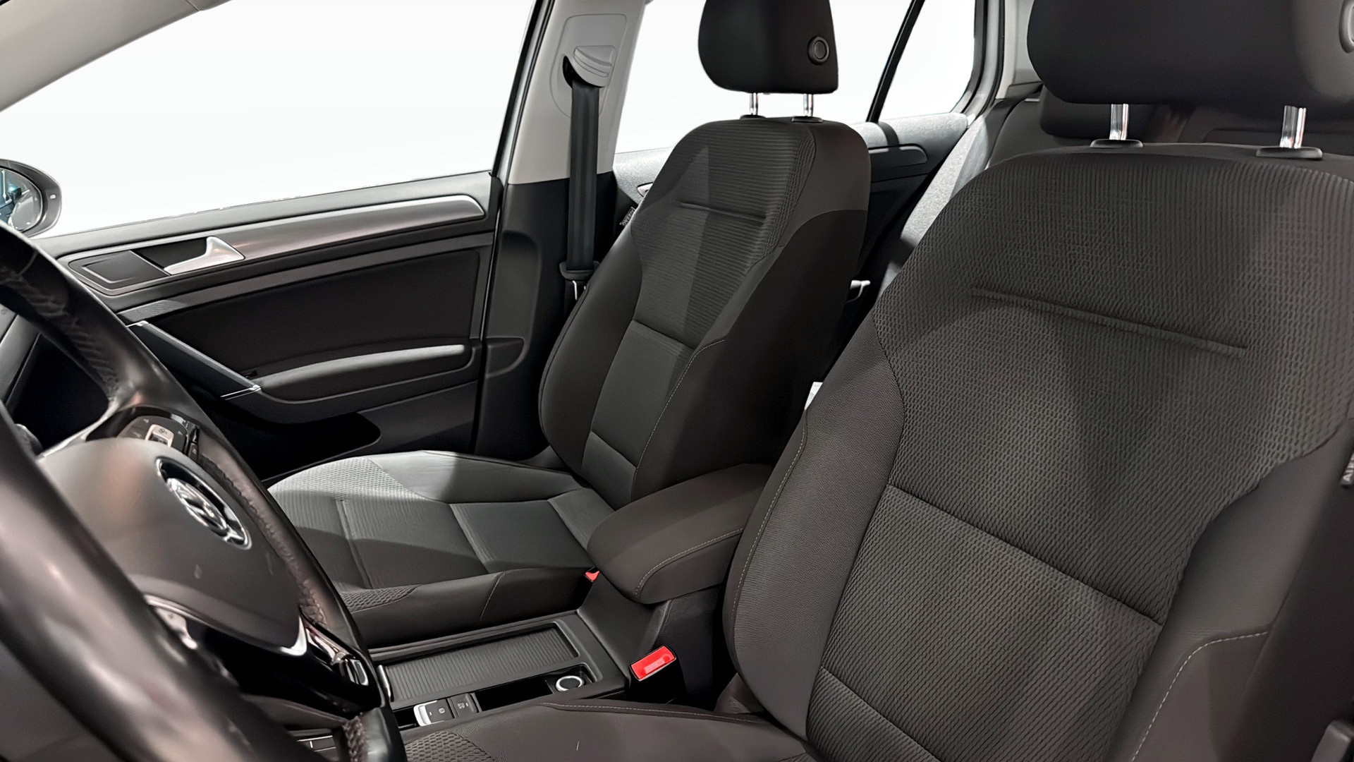 Volkswagen Golf ULH703