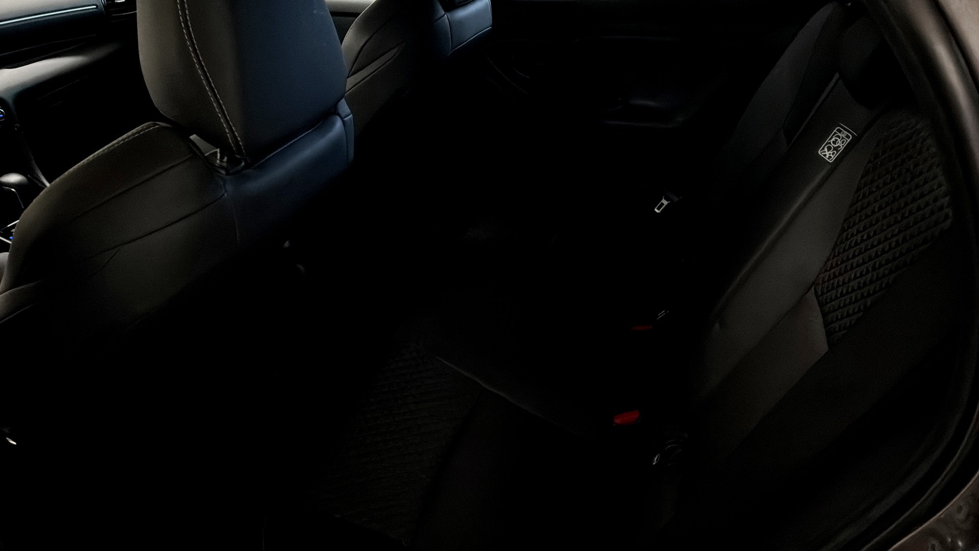 Toyota Yaris ULS62B