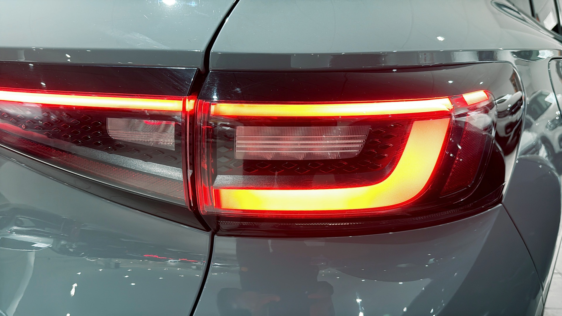 Volkswagen ID.4 UMD16A