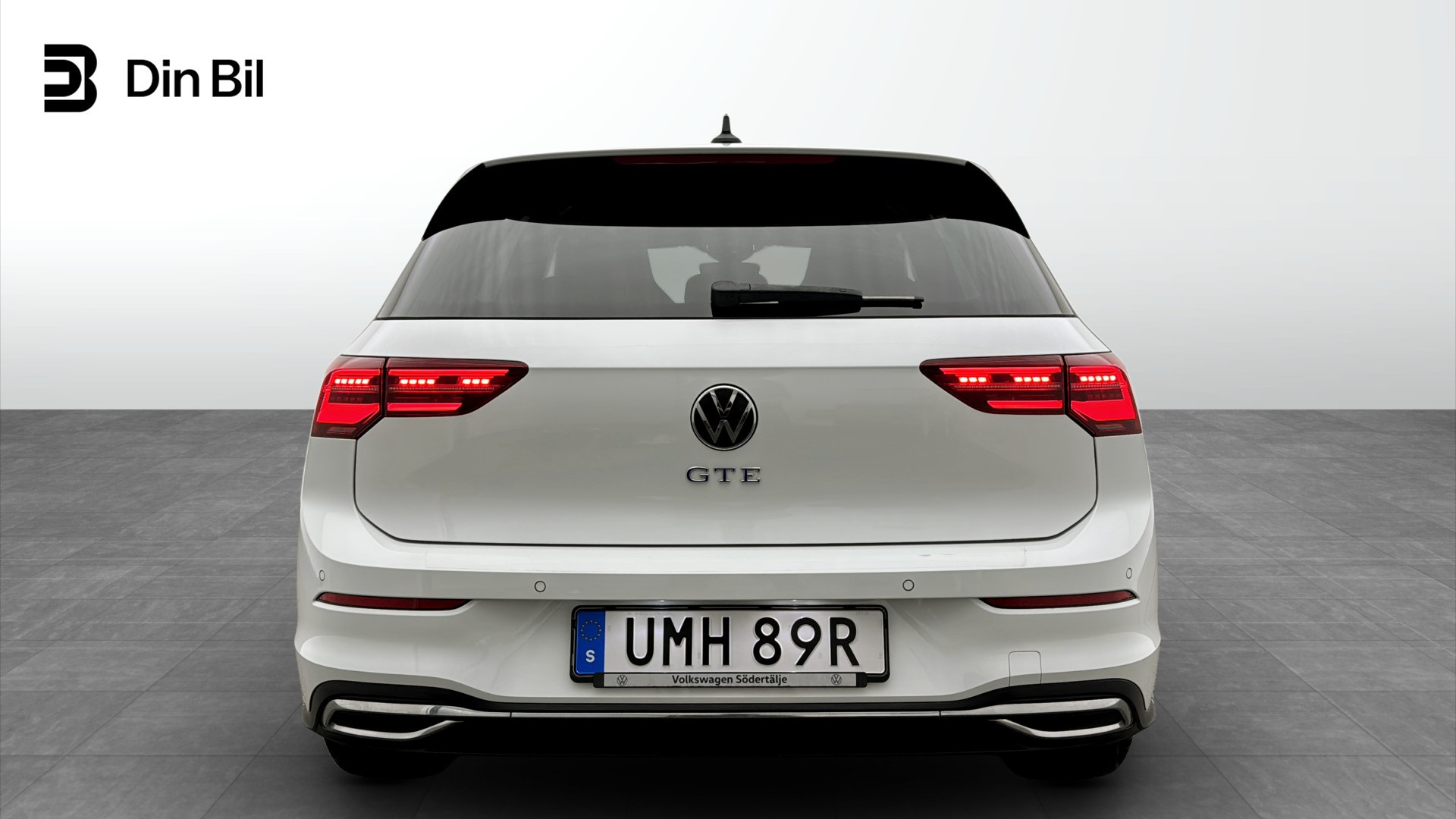 Volkswagen Golf UMH89R