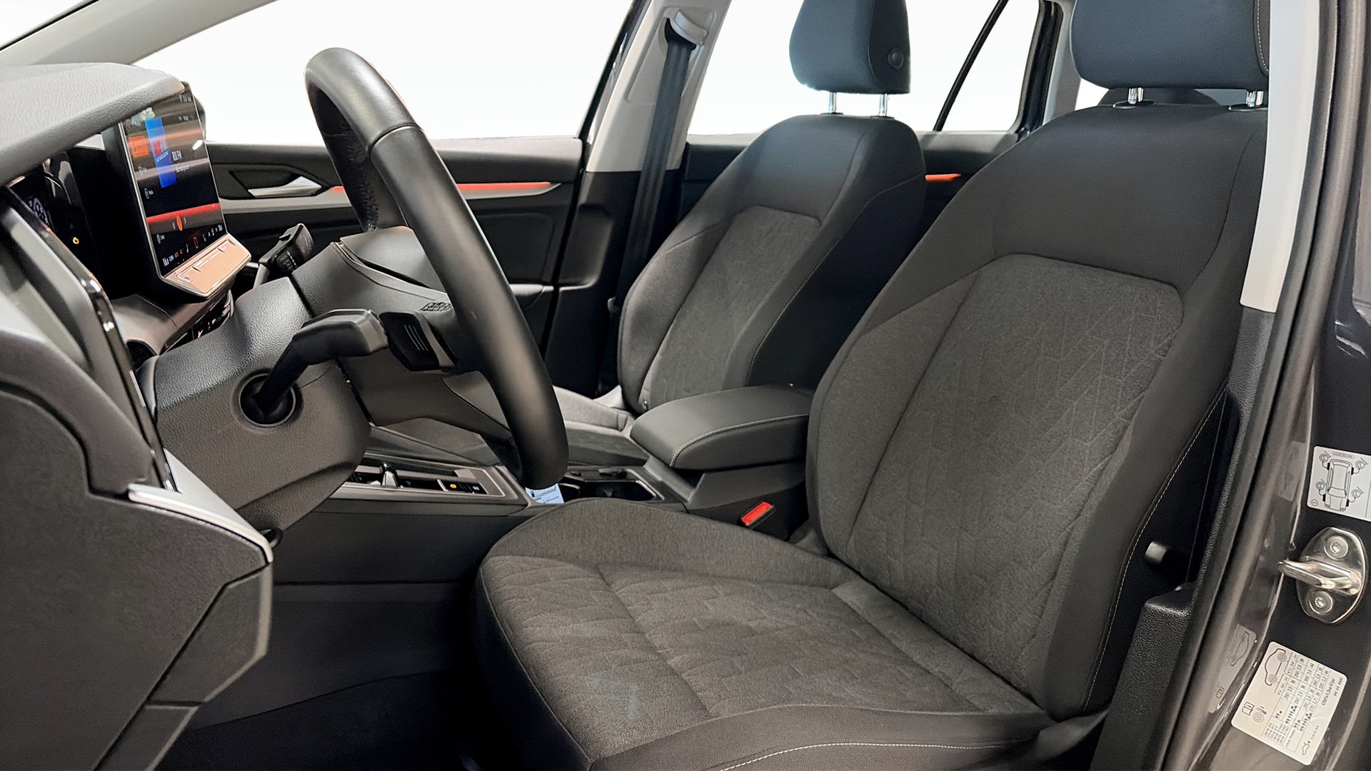 Volkswagen Golf UMH91X