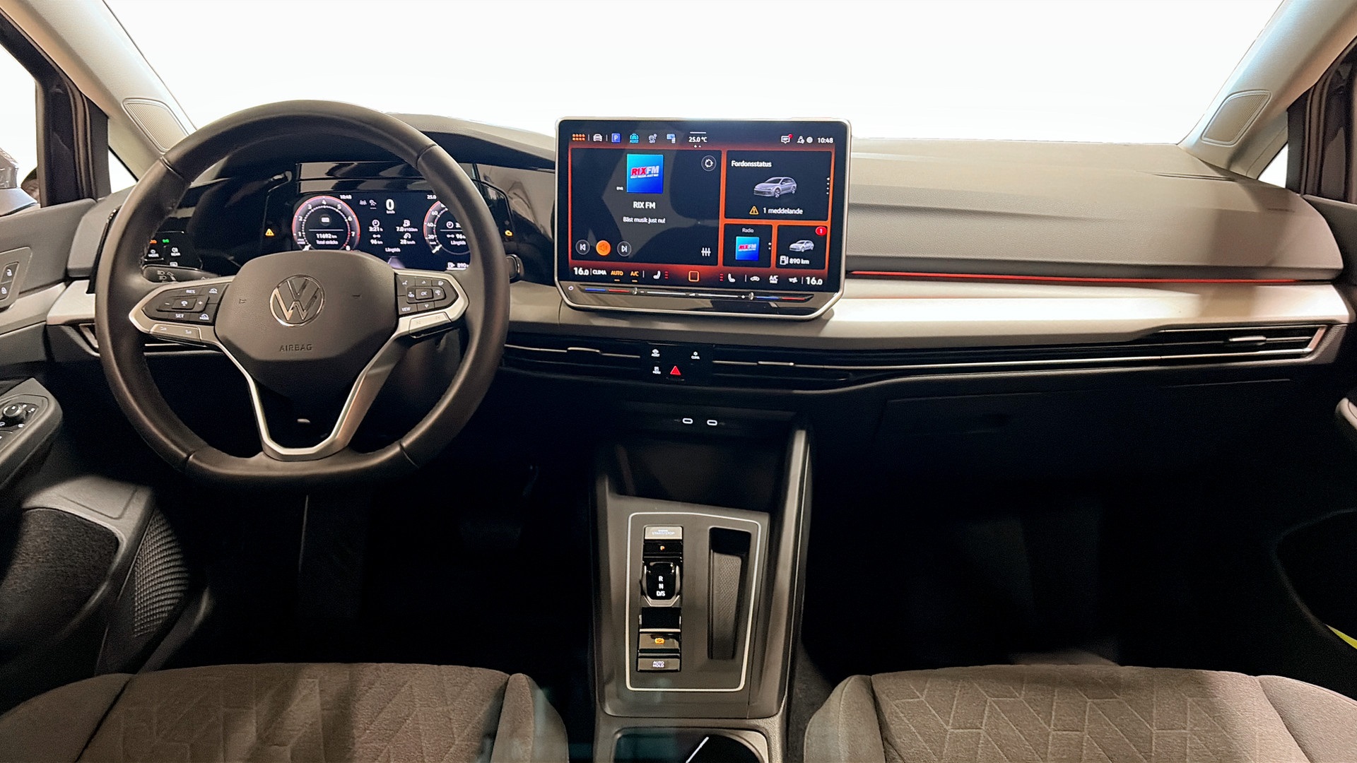 Volkswagen Golf UMH91X