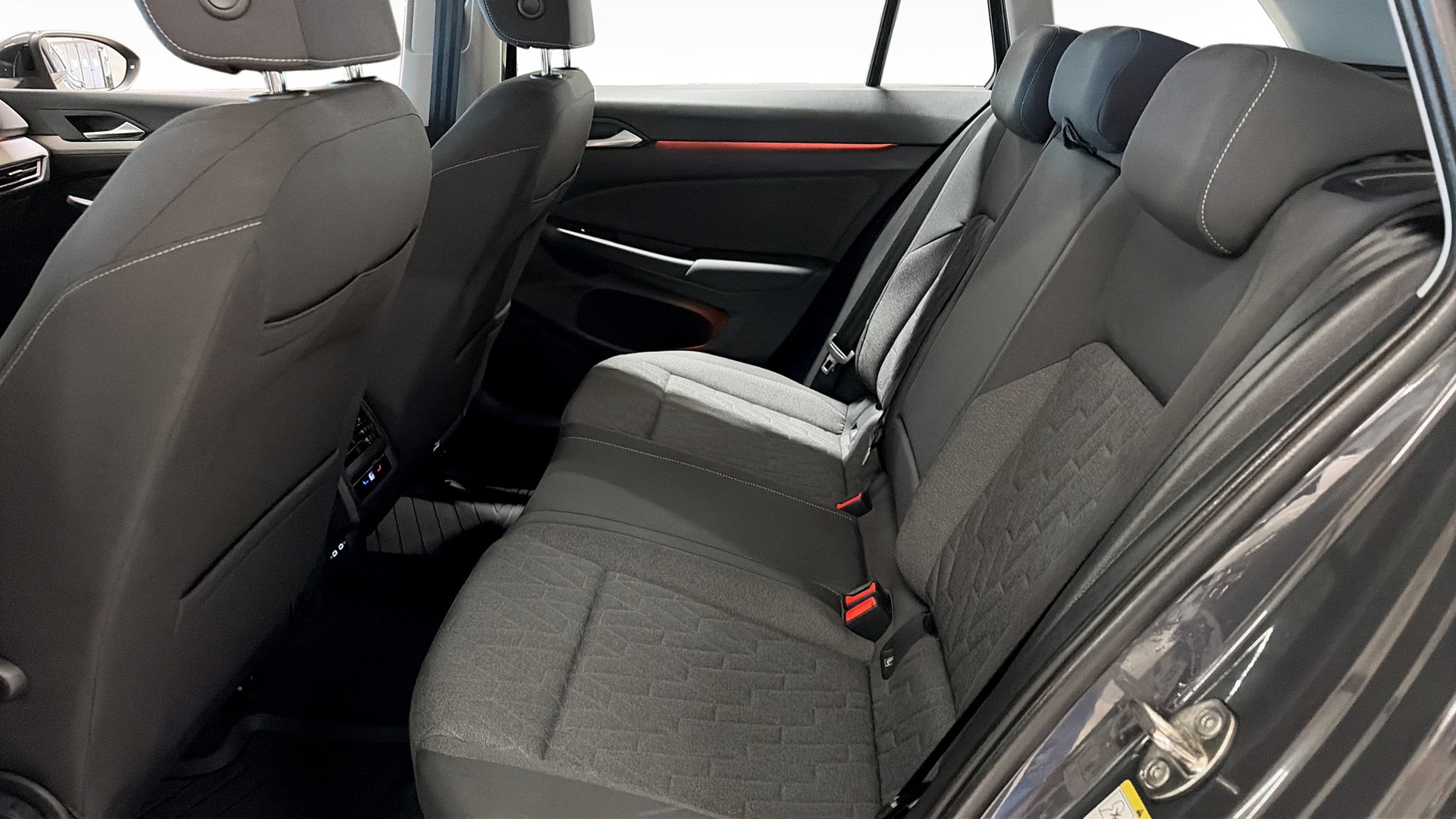 Volkswagen Golf UMH91X