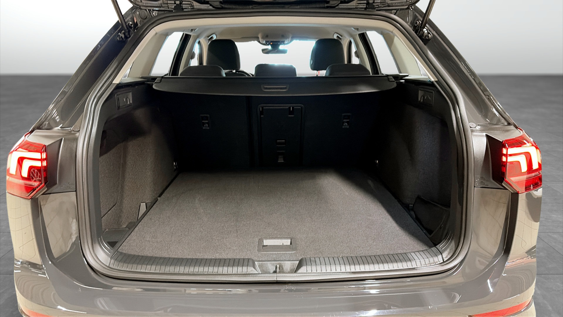 Volkswagen Golf UMH91X