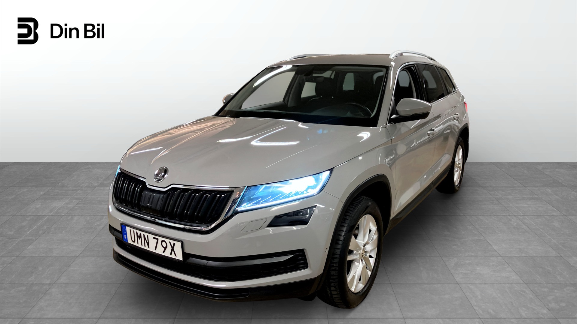 Bild för bil UMN79X