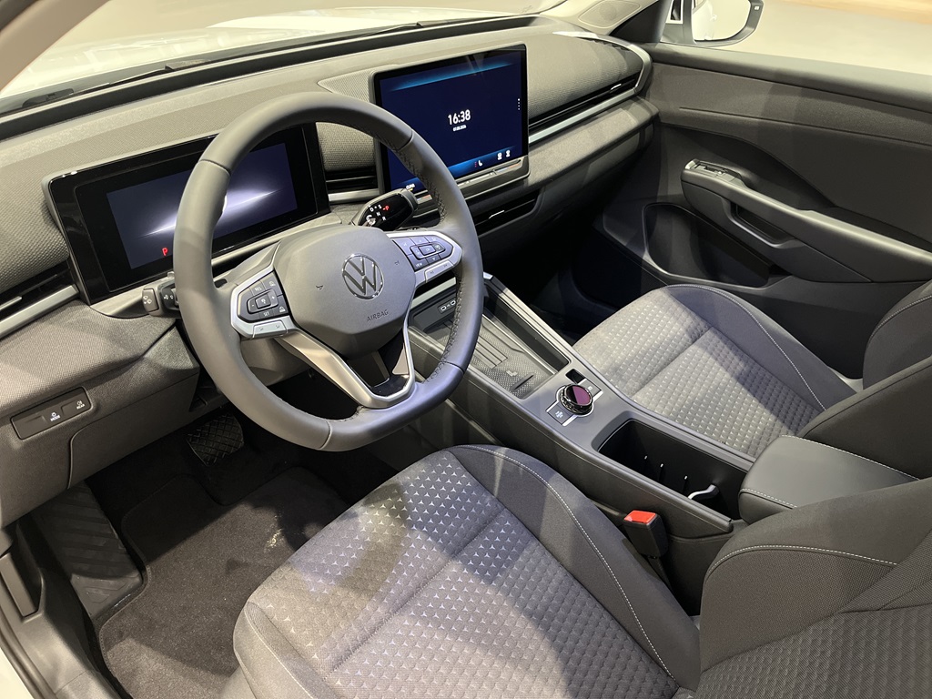 Volkswagen T-Roc UNG11G
