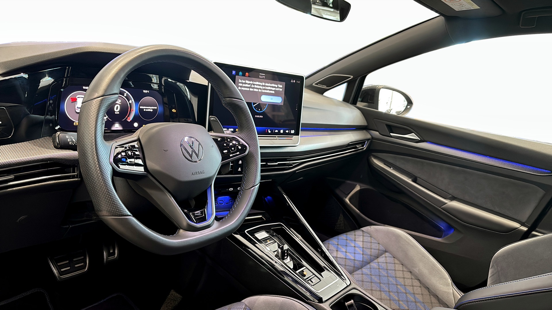 Volkswagen Golf UOH09G