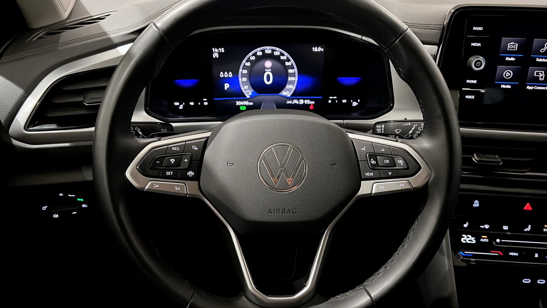 Volkswagen T-Roc UOJ06G