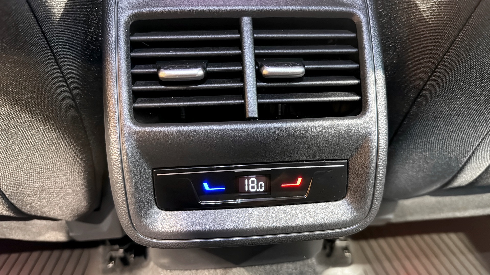 Skoda Superb Combi UOP02S