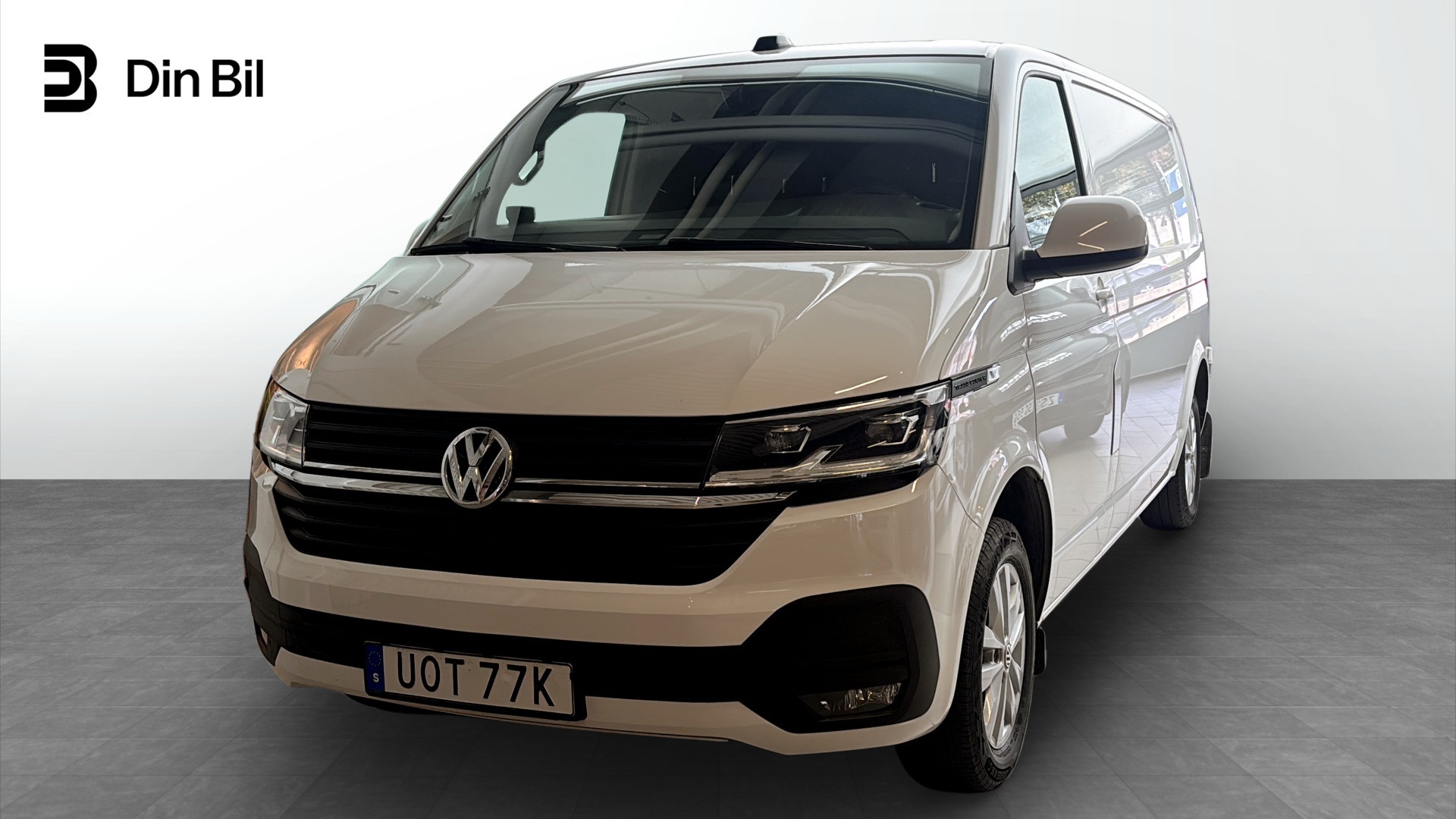 Volkswagen T6.1 Transporter lång hjulbas UOT77K