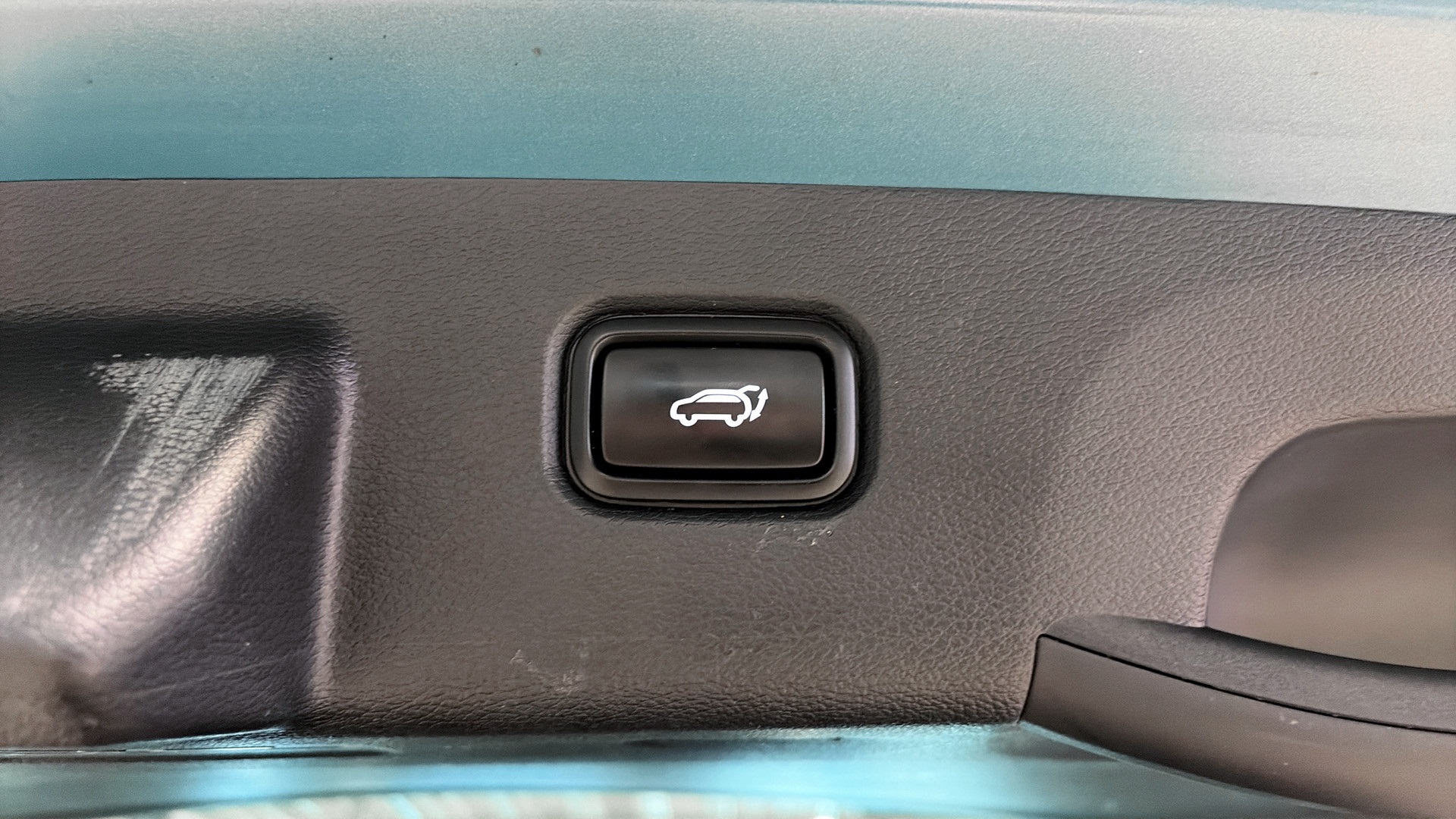 Kia Sportage UPB79G