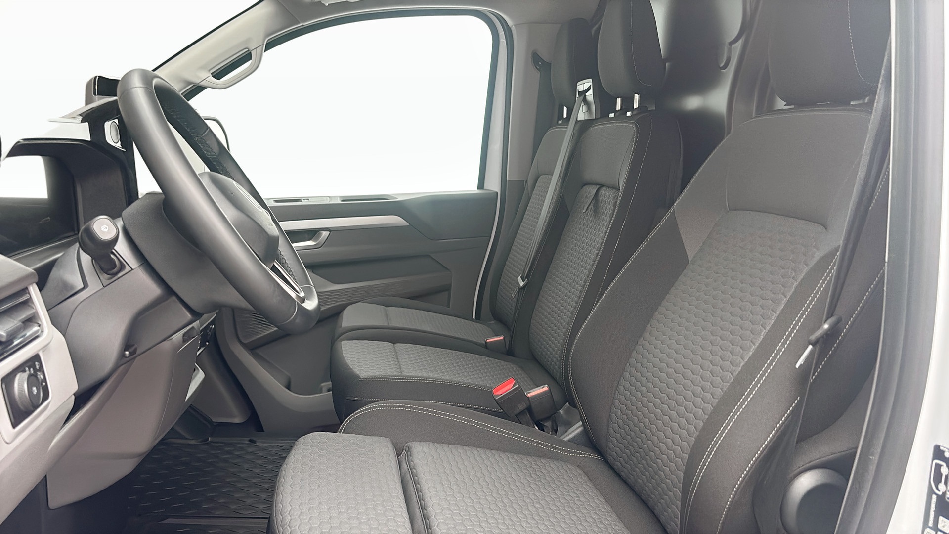 Volkswagen T7 Transporter UPG11B