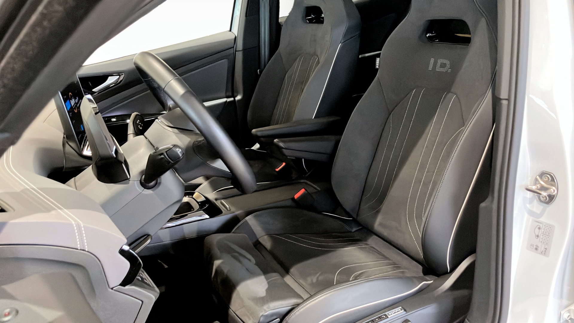 Volkswagen ID.4 UPJ09M