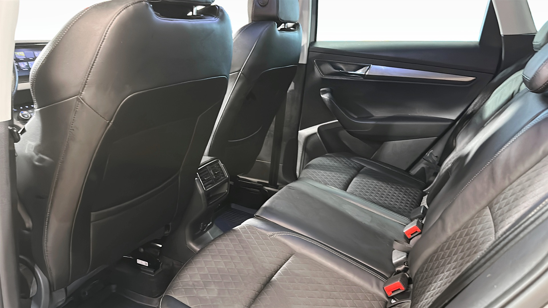 Skoda Karoq UPO610