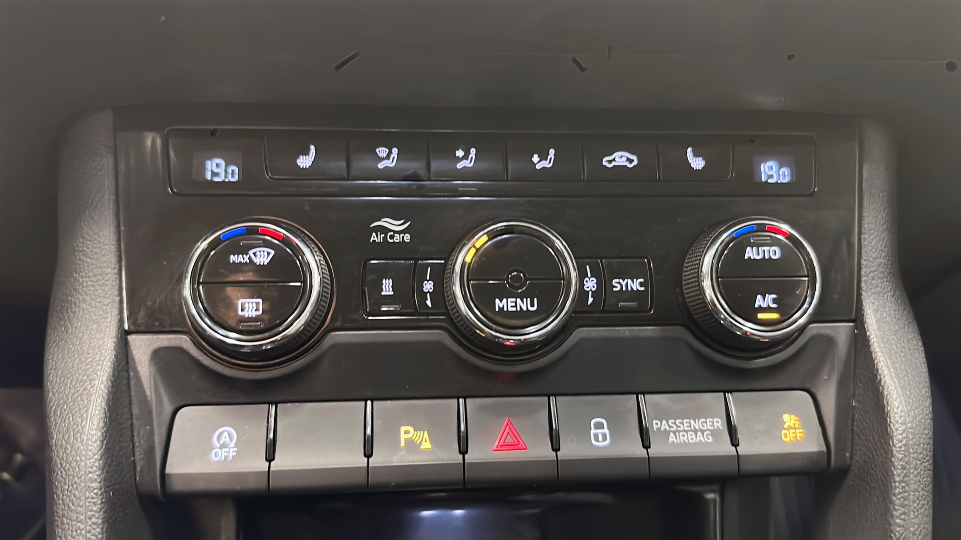 Skoda Karoq UPO610
