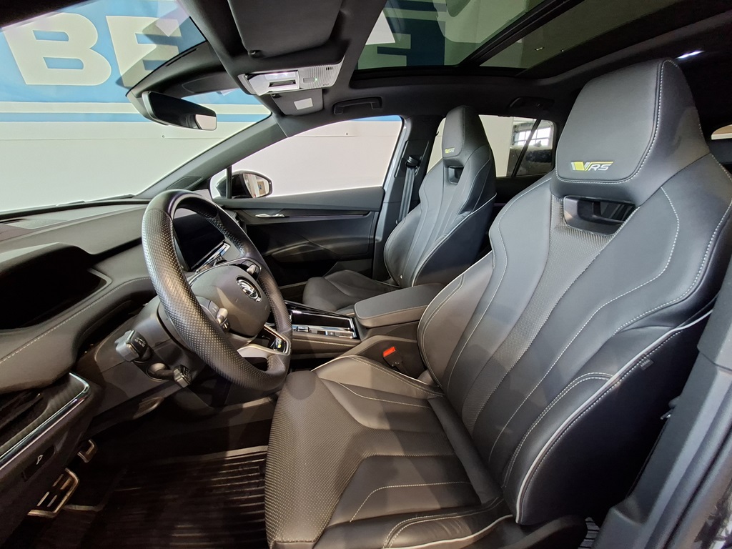 Skoda Enyaq URA89G