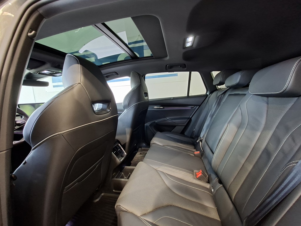 Skoda Enyaq URA89G