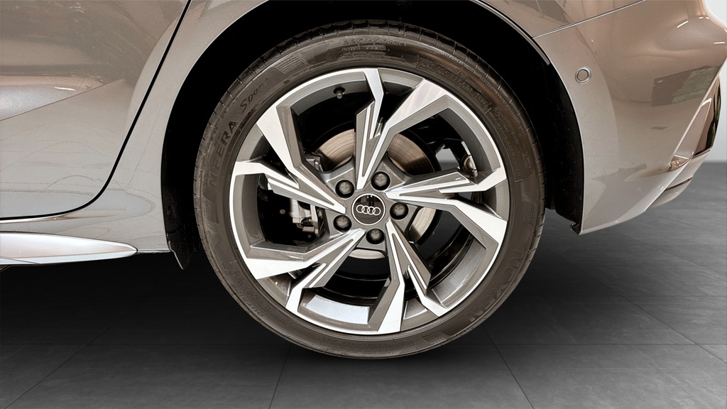 Audi A3 Sportback URB63J