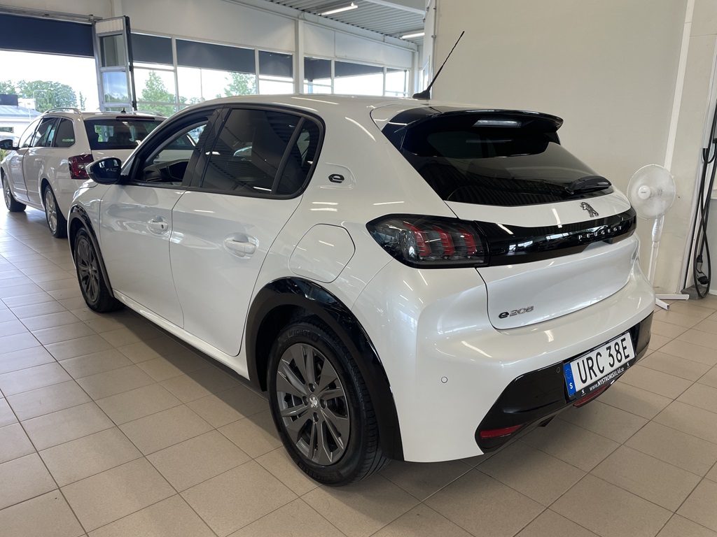 Peugeot e-208 URC38E