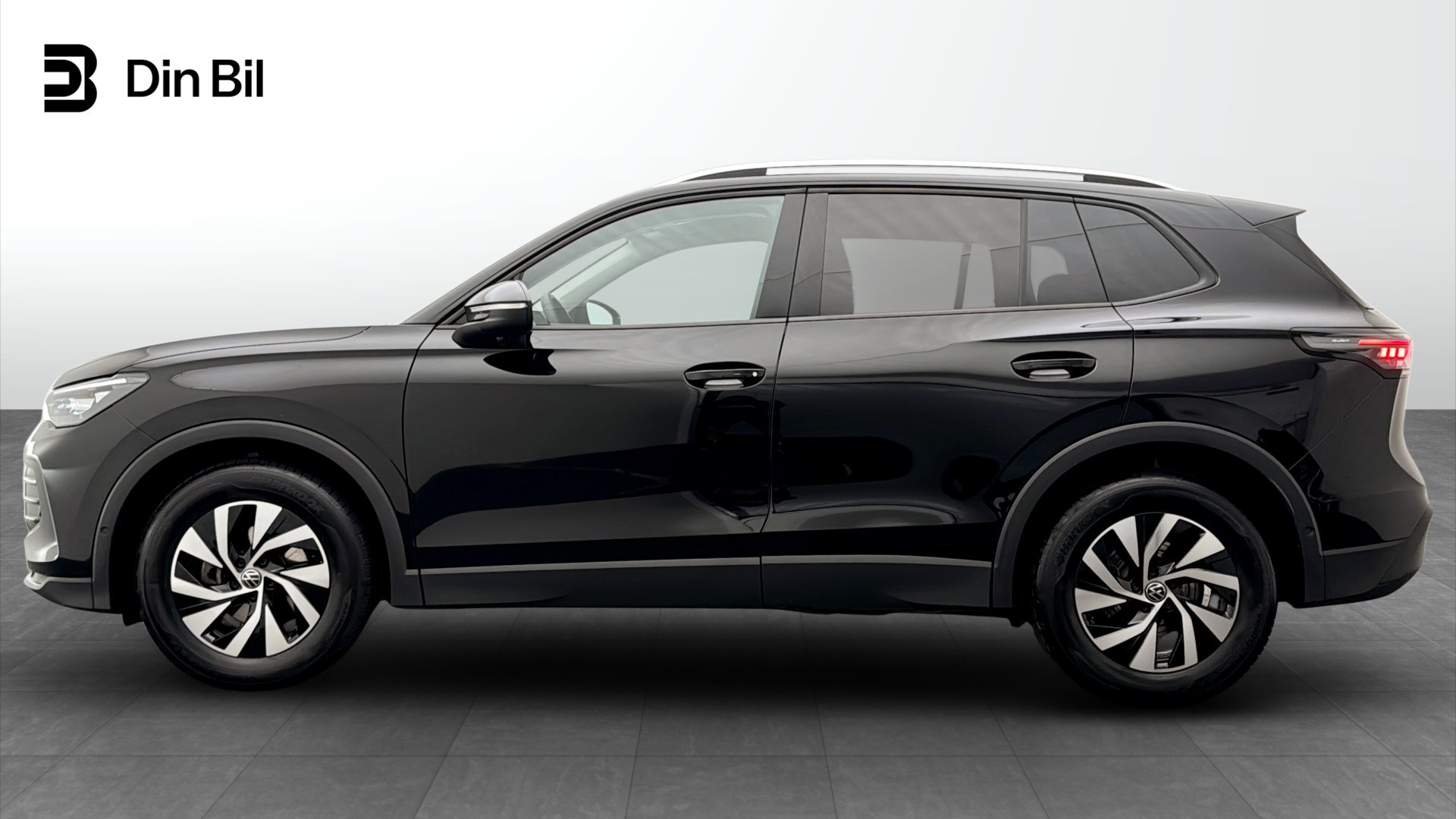 Volkswagen Tiguan URG26H