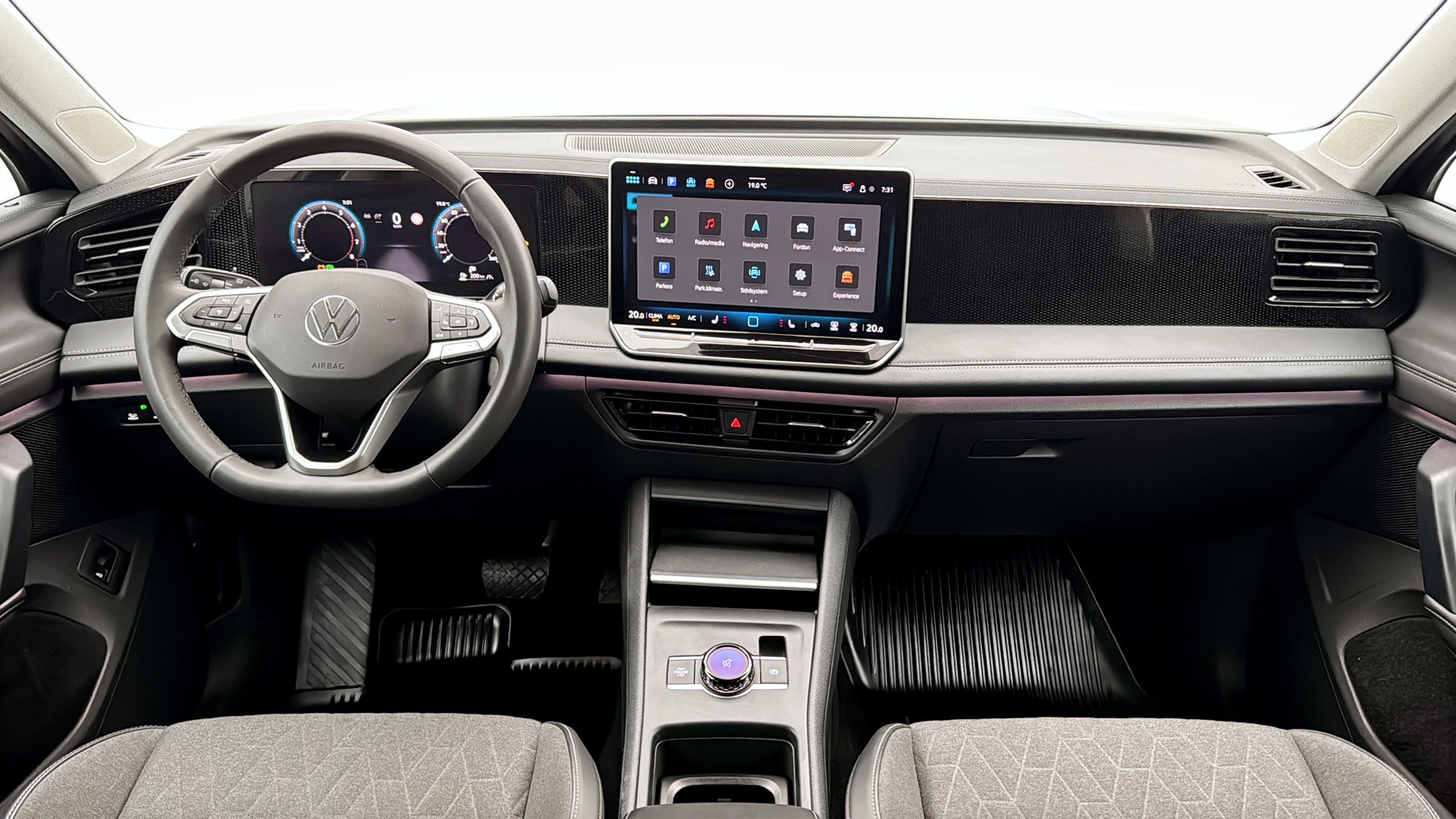 Volkswagen Tiguan URG26H