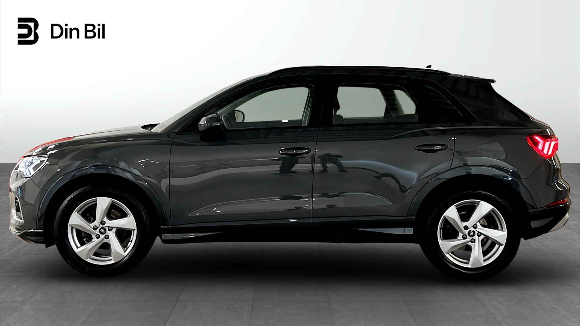 Audi Q3 URL09G