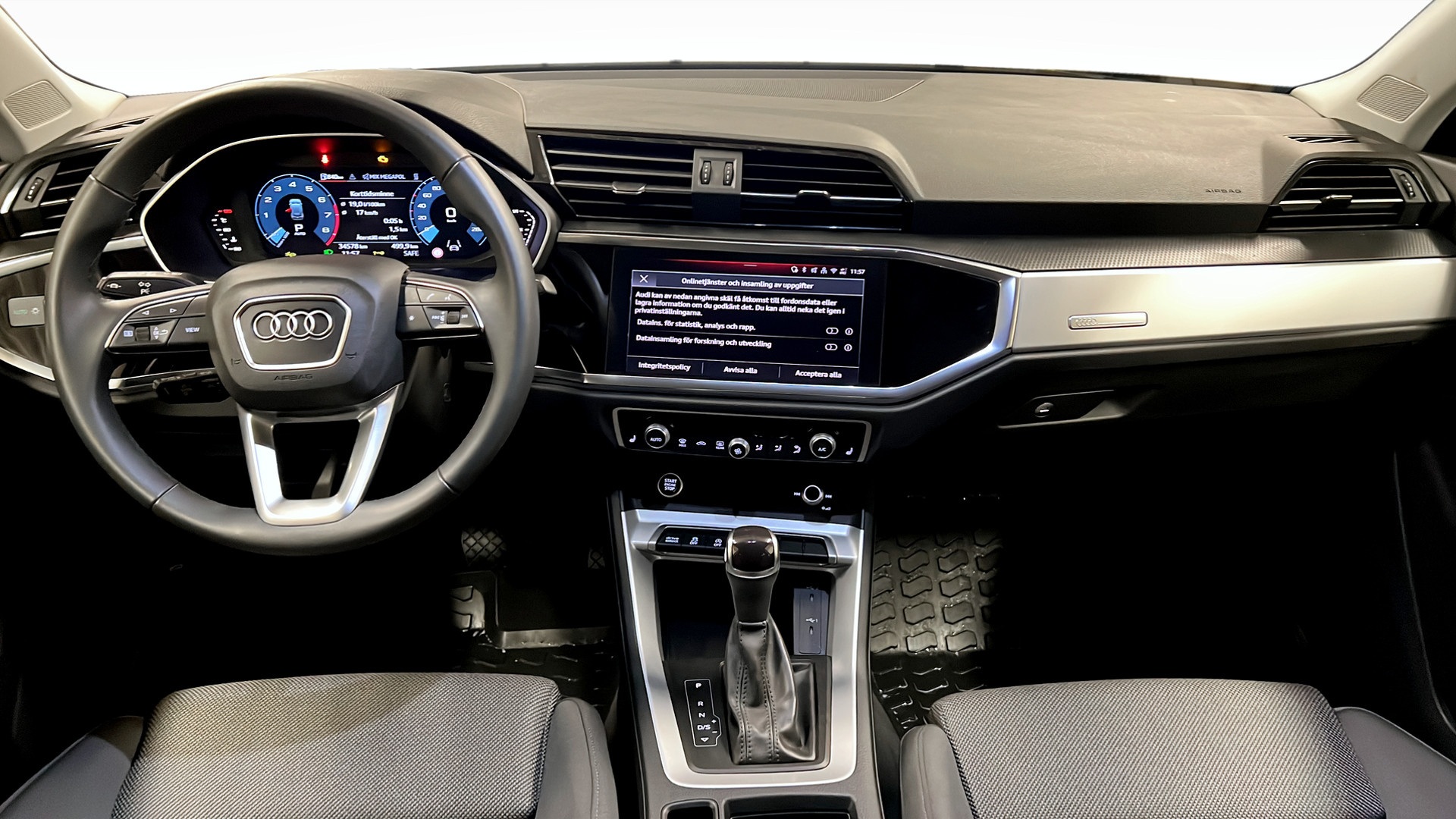 Audi Q3 URL09G