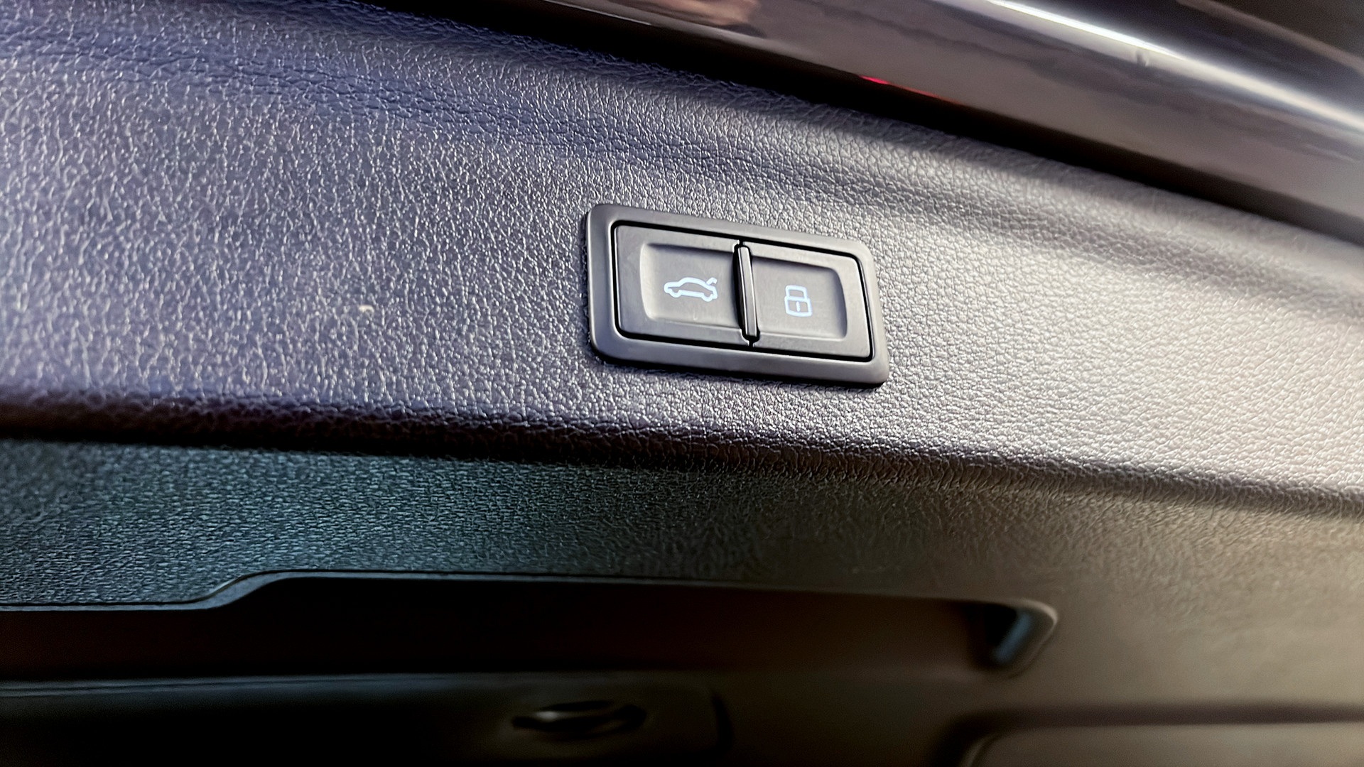 Audi Q3 URL09G
