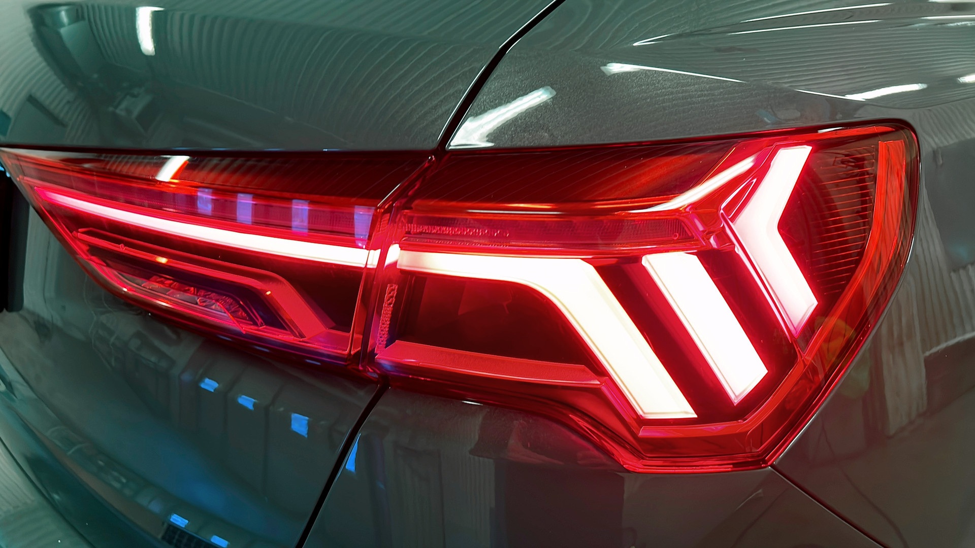 Audi Q3 URL09G