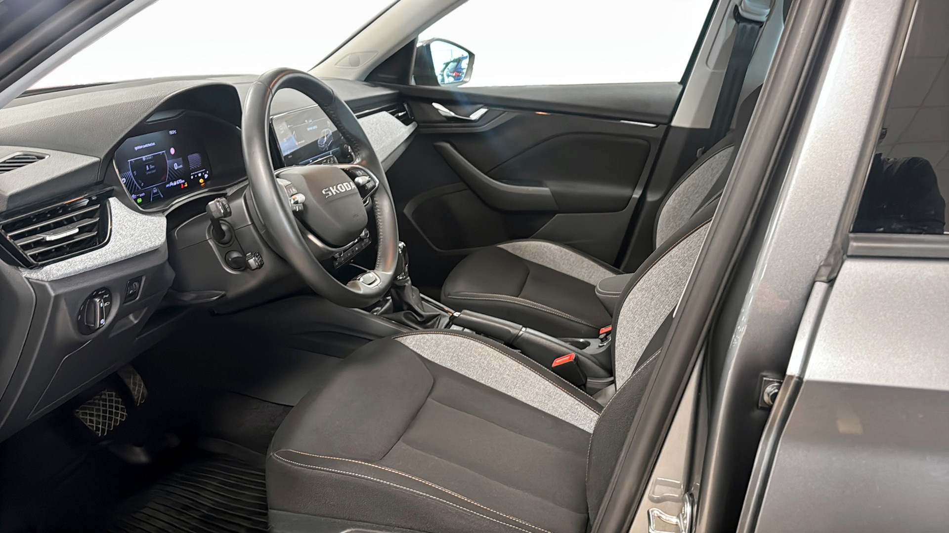 Skoda Kamiq URL27C