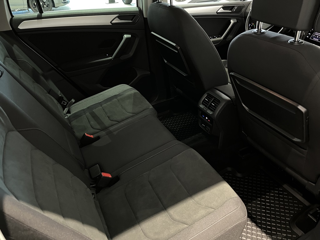 Volkswagen Tiguan USW170