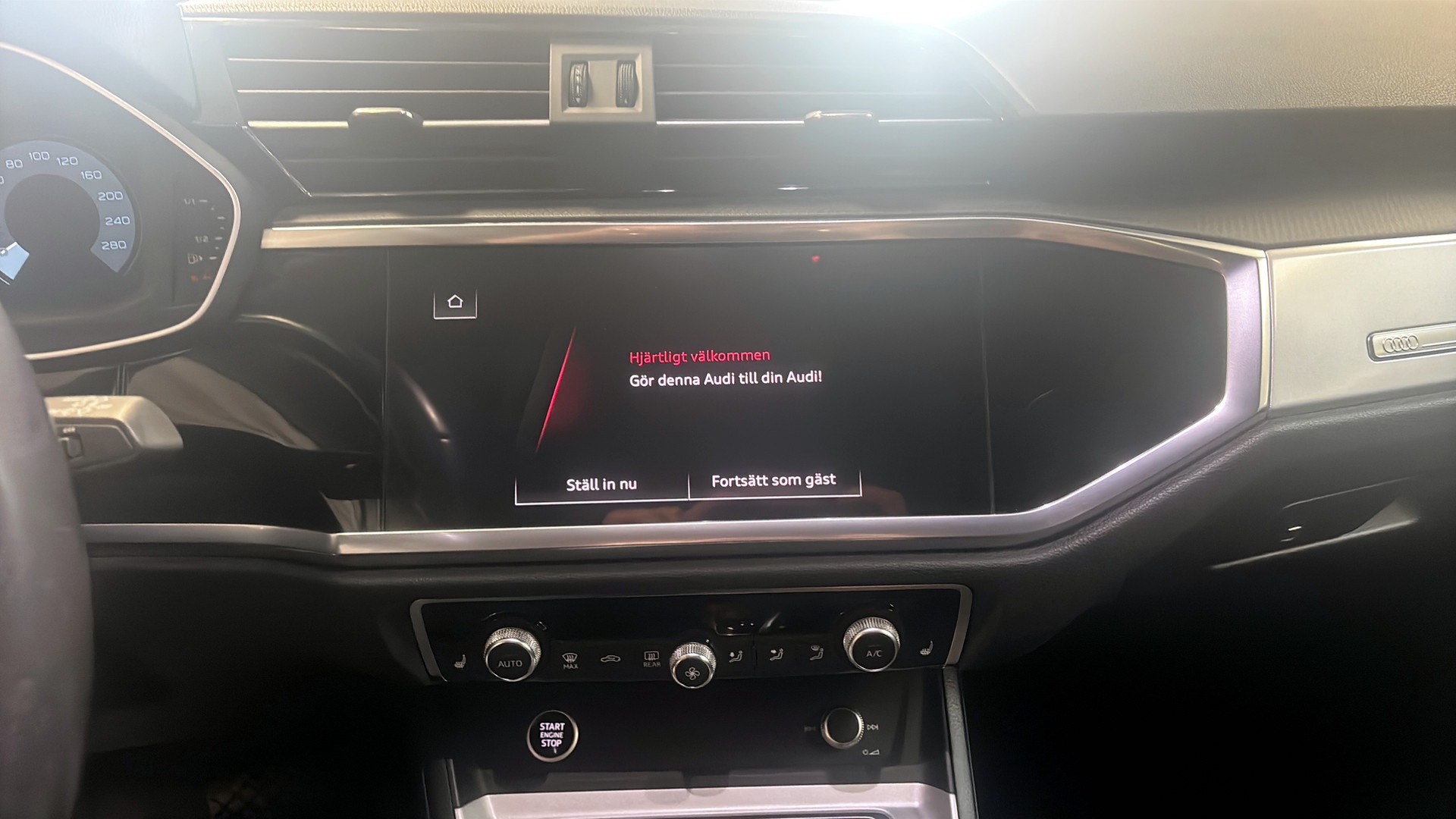 Audi Q3 UTA79F