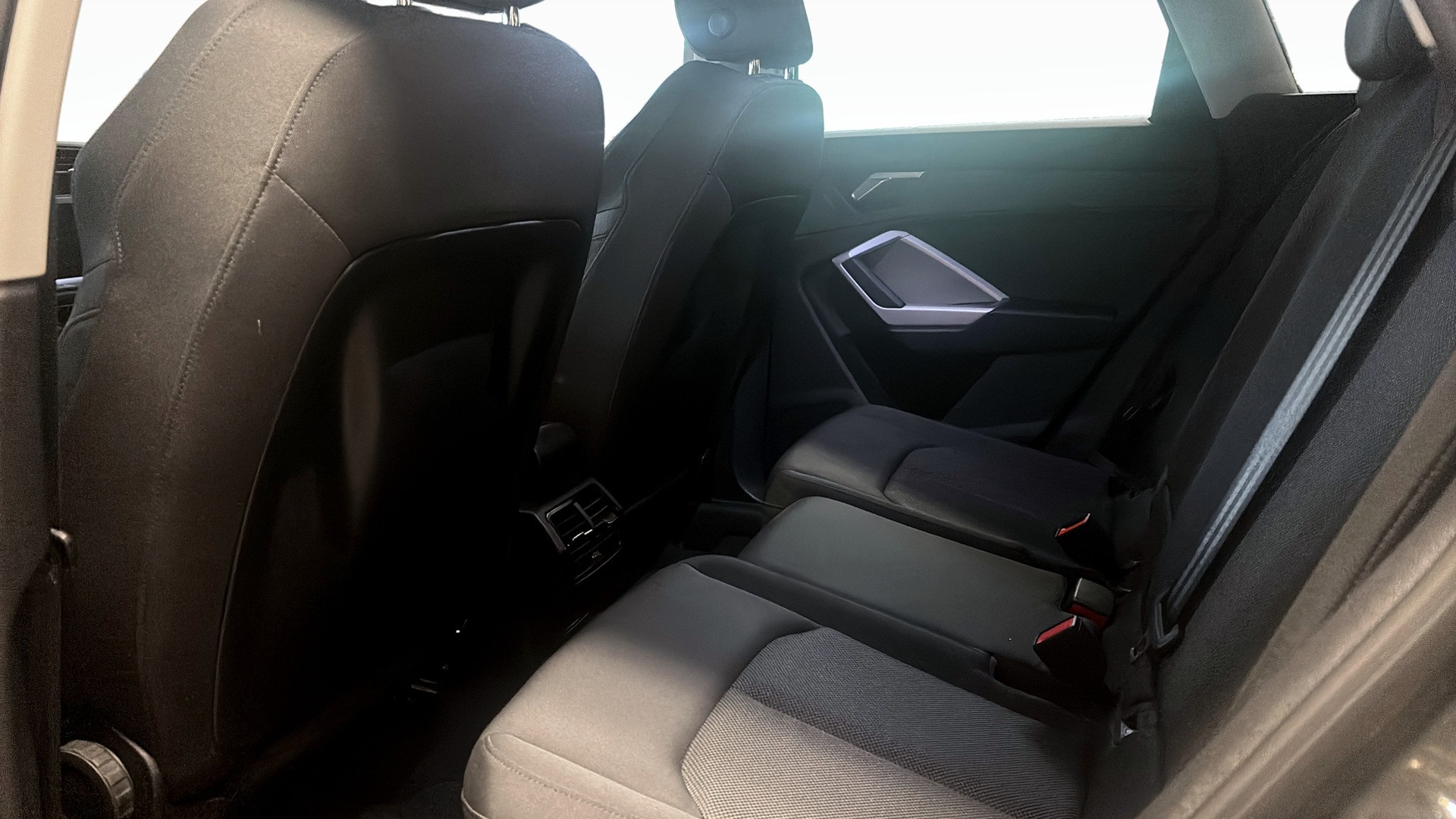 Audi Q3 UTA79F