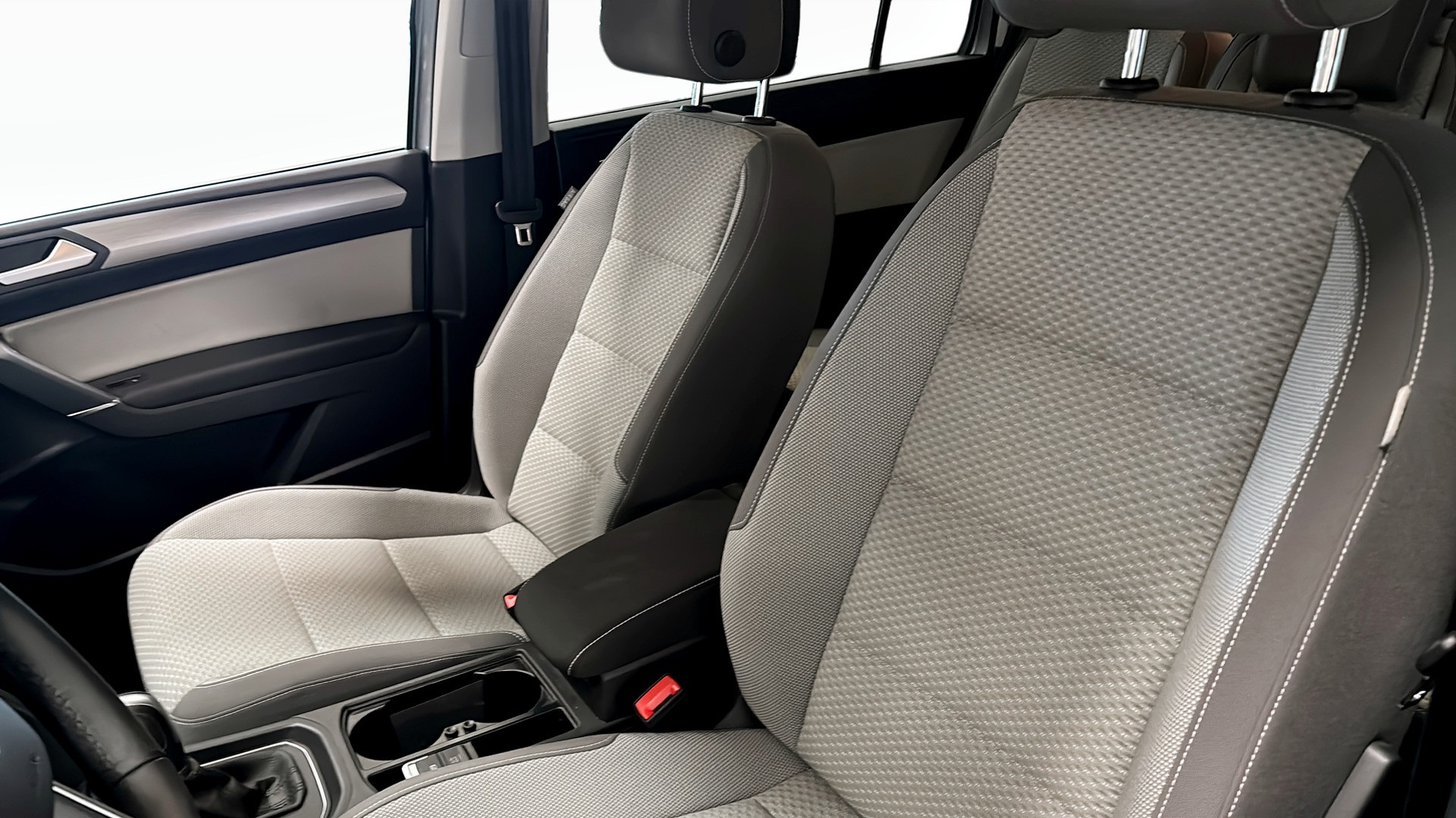 Volkswagen Touran UTG63S