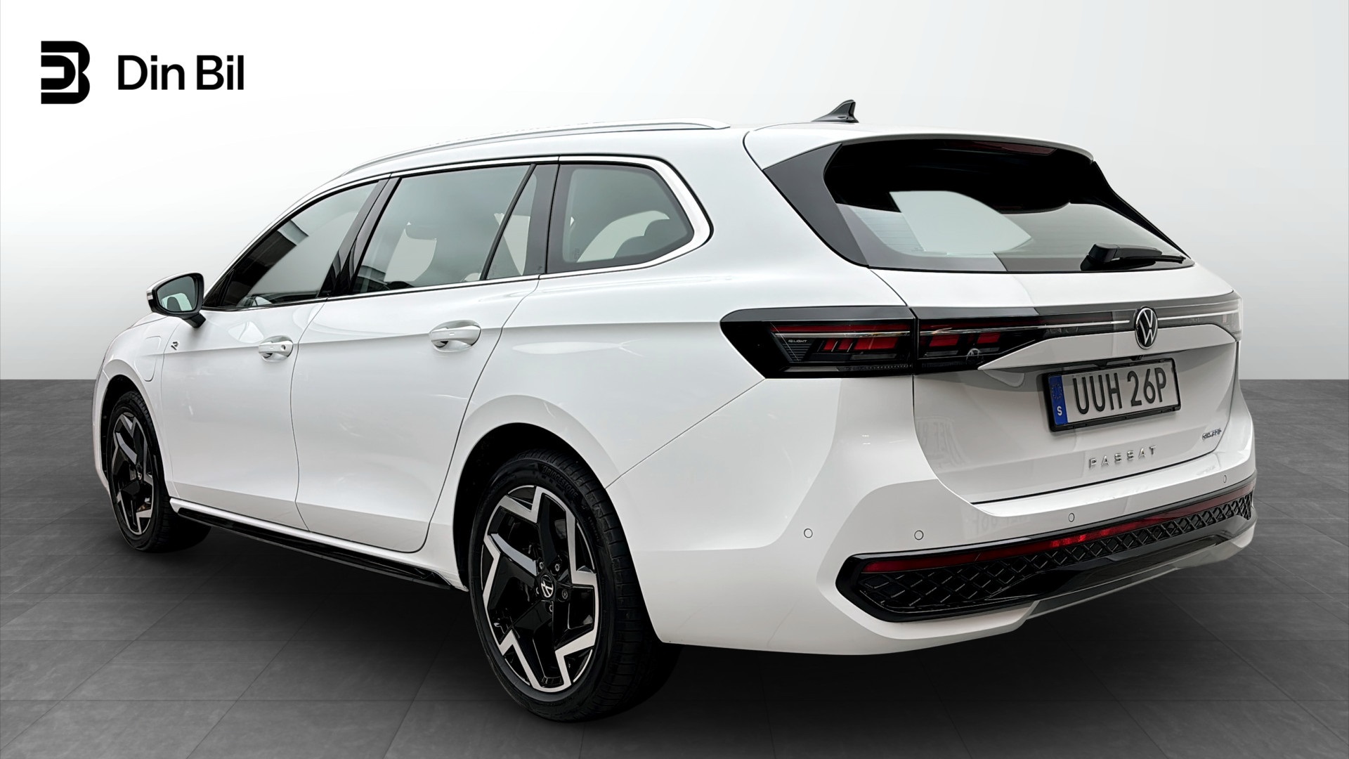 Volkswagen Passat UUH26P