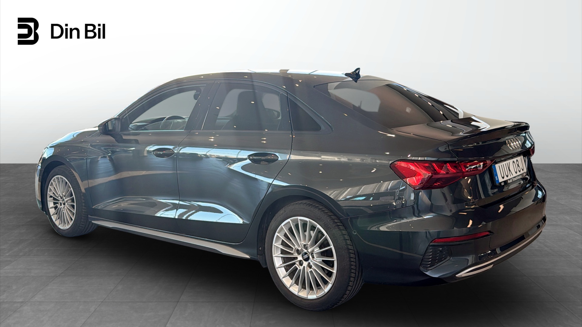 Audi A3 Sedan UUK08J