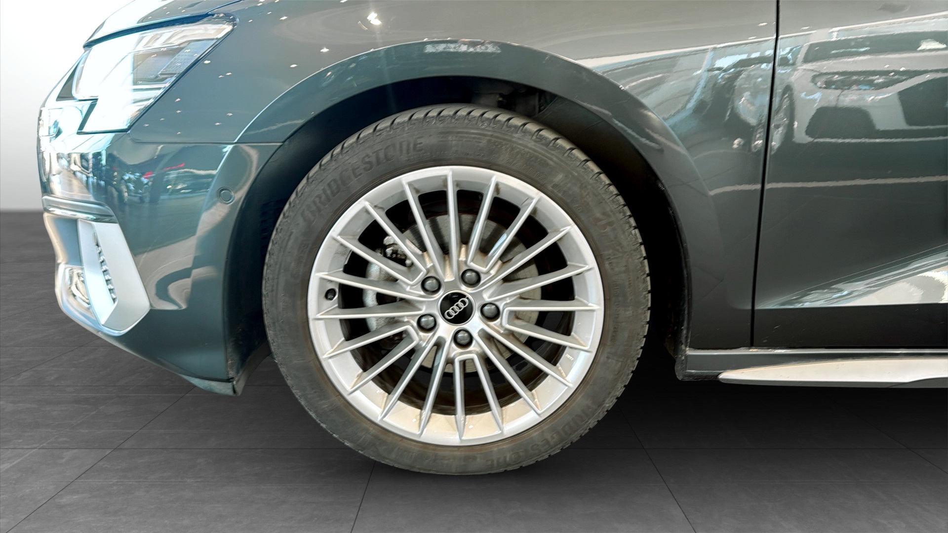 Audi A3 Sedan UUK08J