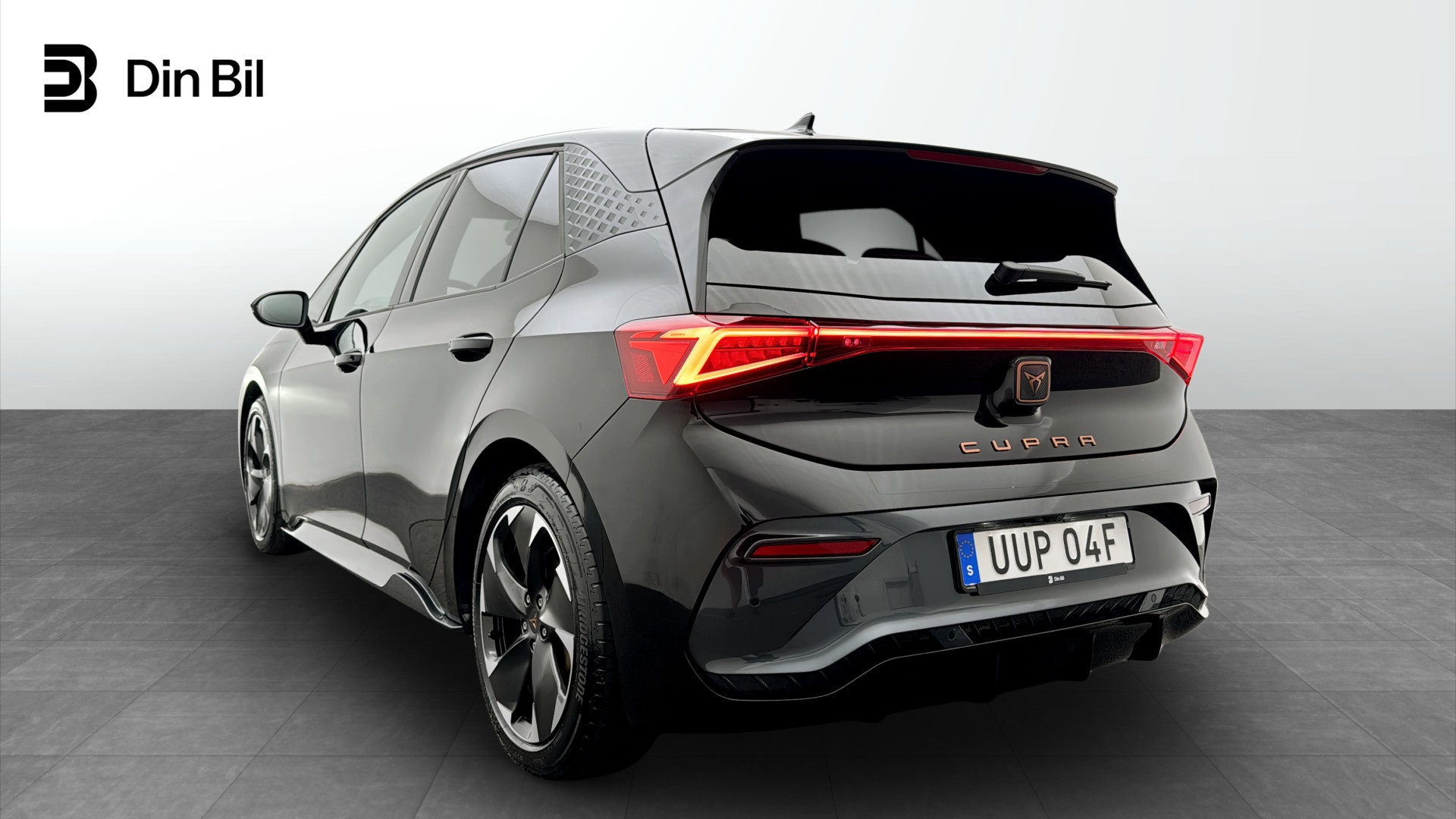 CUPRA Born UUP04F