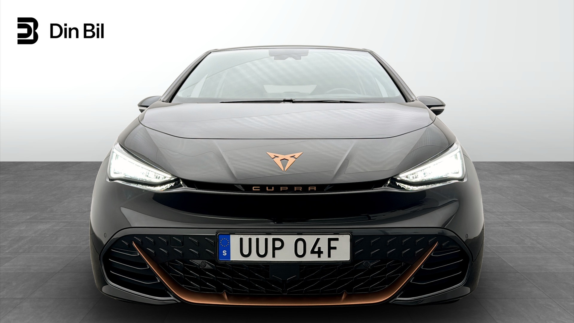 CUPRA Born UUP04F