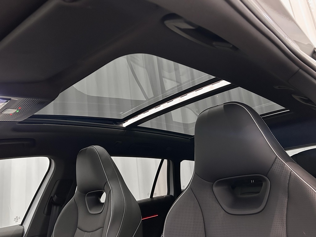 Skoda Superb Combi UWB20F