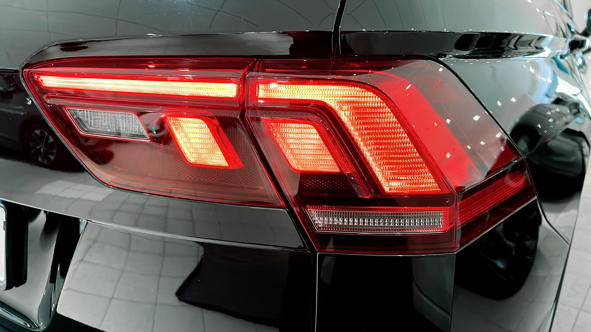 Volkswagen Tiguan Allspace UWG26G