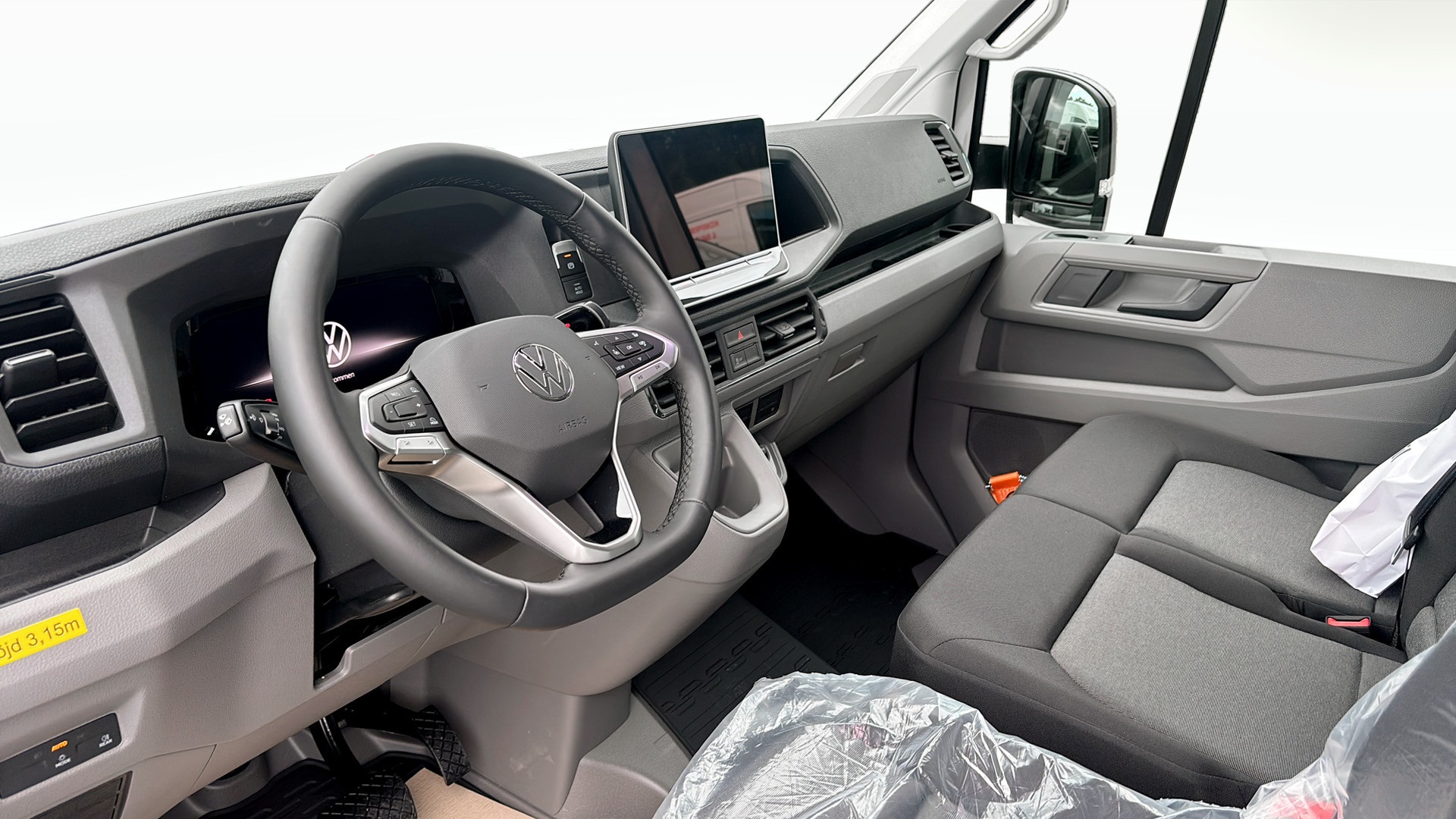 Volkswagen Crafter Enkelhytt lång hjulbas UWG64J