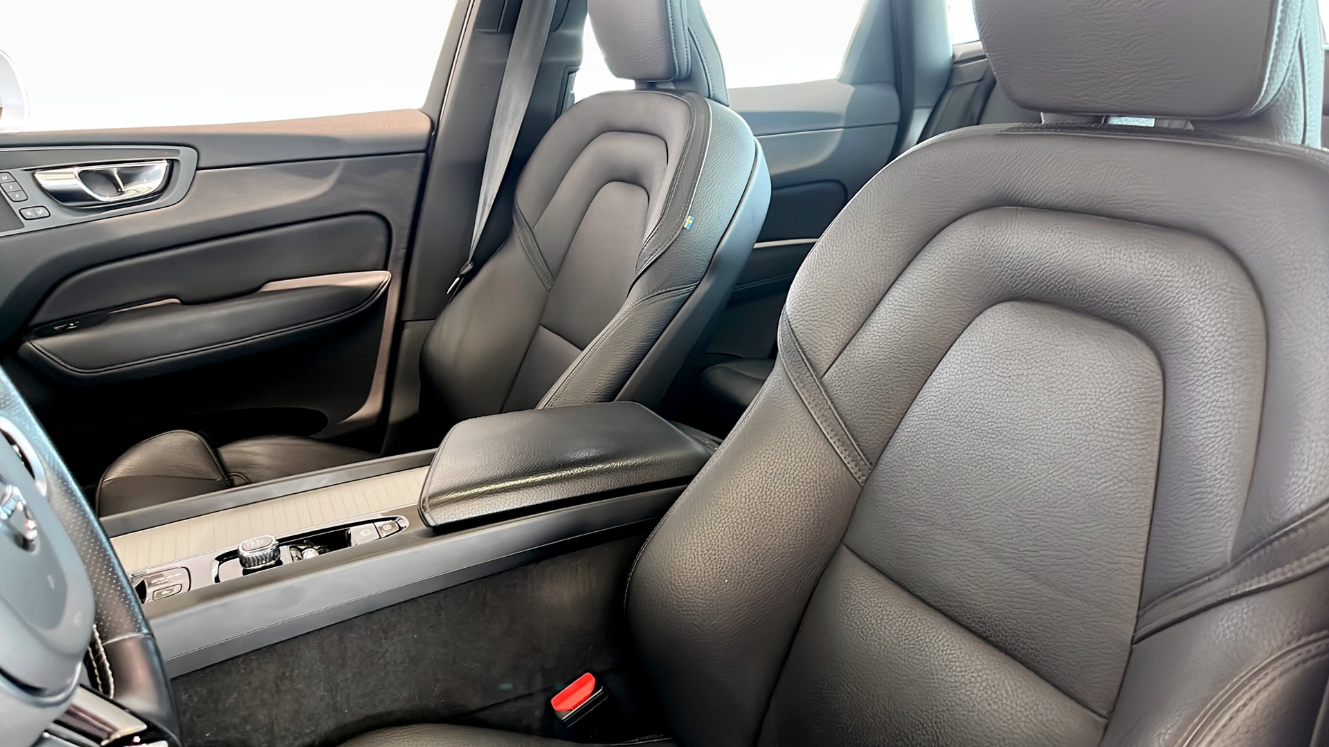 Volvo XC60 UWP69W