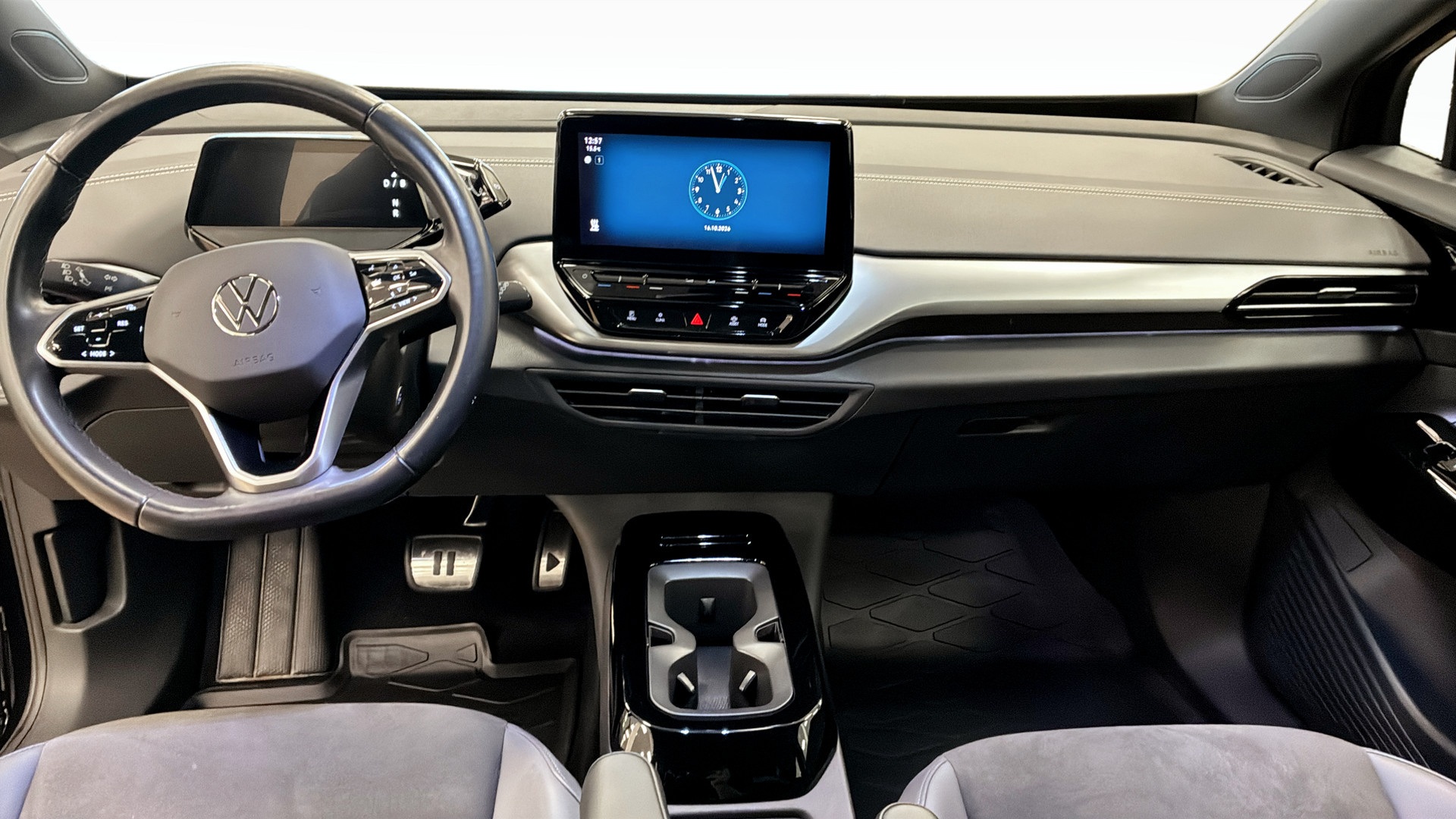 Volkswagen ID.4 UXB99G